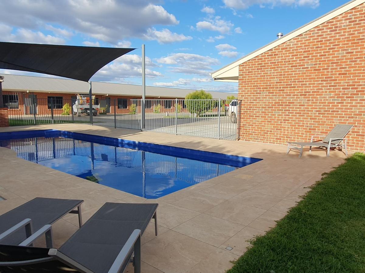 Euston Motel 외부 사진